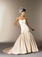 Abito da sposa in seta Mon